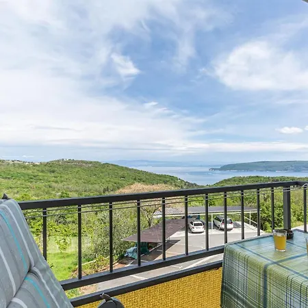 Apartments With A Parking Space Brsec, Opatija - 7796 Martina Exterior photo