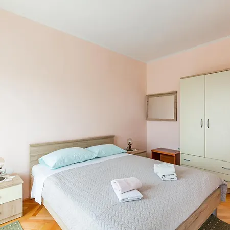 Apartments With A Parking Space Brsec, Opatija - 7796 Martina Room photo