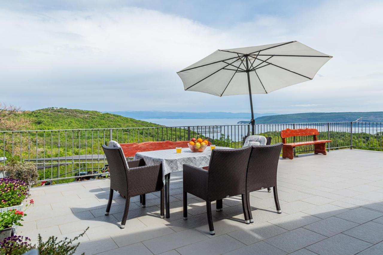 With A Parking Space Brsec, Opatija - 7796 Apartment Martina